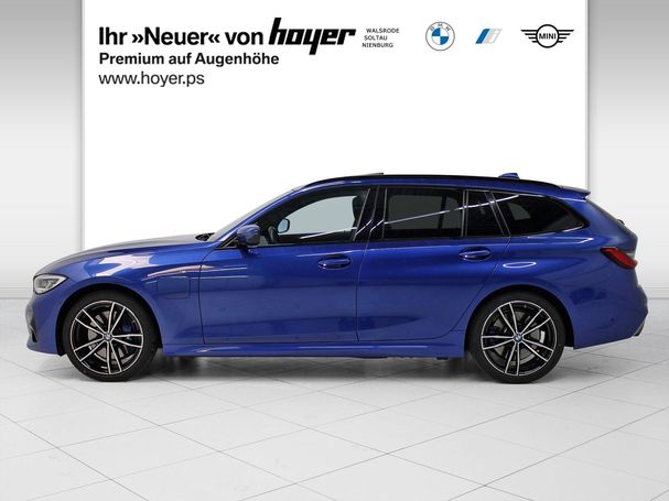 BMW 330 Touring e M Sport 215 kW image number 3