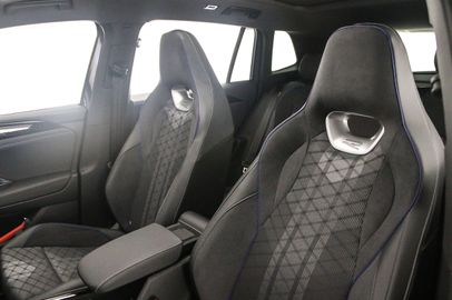 Car image 41