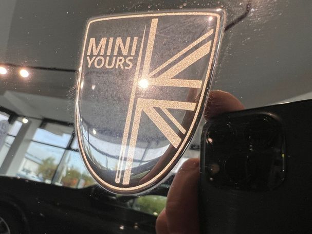 Mini Cooper Mini Yours Trim 100 kW image number 24