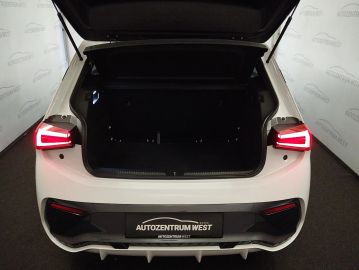 Car image 33