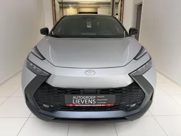 Car image 3