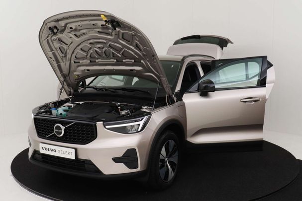 Volvo XC40 Recharge T4 Plus Dark 155 kW image number 39