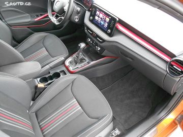 Car image 9