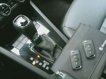 Car image 29