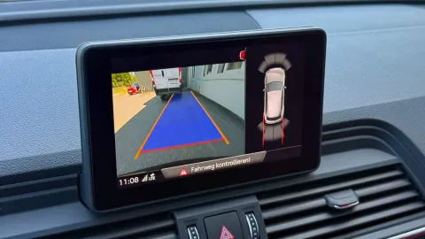 Car image 35