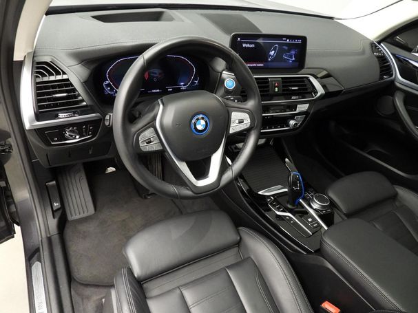 BMW iX3 210 kW image number 6