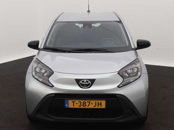 Toyota Aygo X 1.0 VVT-i 53 kW image number 26