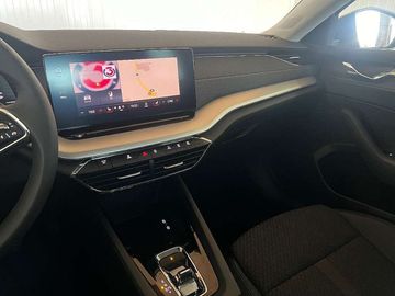 Car image 36