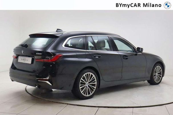 BMW 330i Touring xDrive 190 kW image number 8