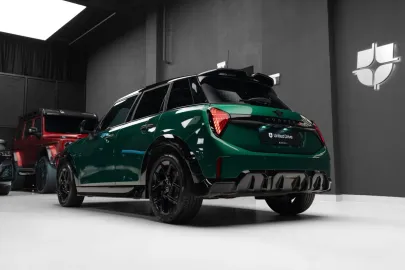 Car image 35
