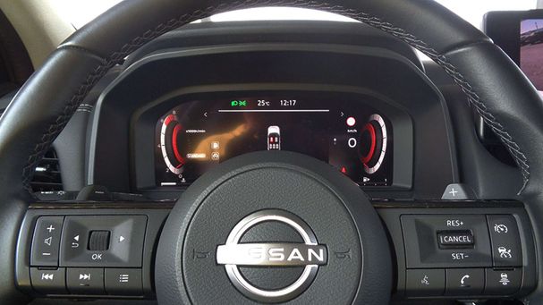 Nissan Qashqai 1.3 DIG-T N-CONNECTA 103 kW image number 10