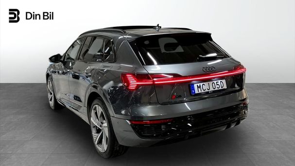 Audi Q8 55 quattro e-tron S-line 304 kW image number 4