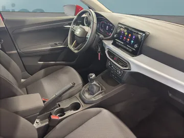 Car image 20
