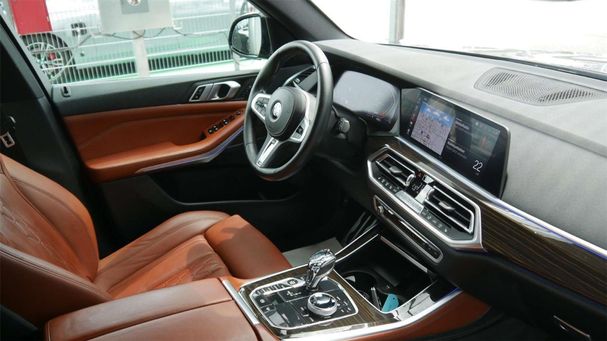 BMW X5 xDrive30d 195 kW image number 32