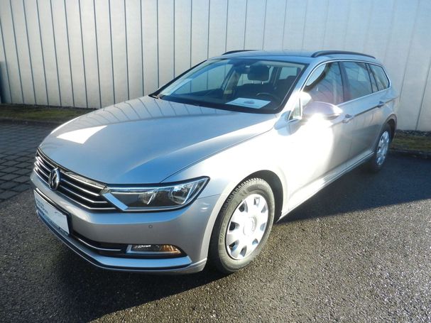 Volkswagen Passat TDI Trendline 88 kW image number 1