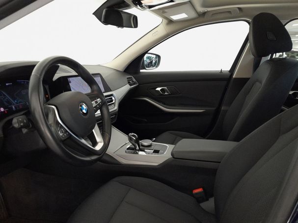 BMW 330 Advantage 185 kW image number 7