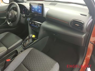 Car image 11