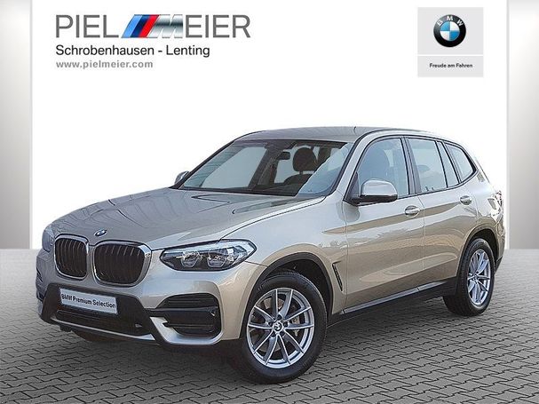 BMW X3 xDrive30i Advantage 185 kW image number 1