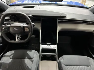 Car image 48