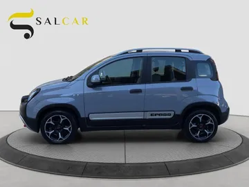 Car image 4