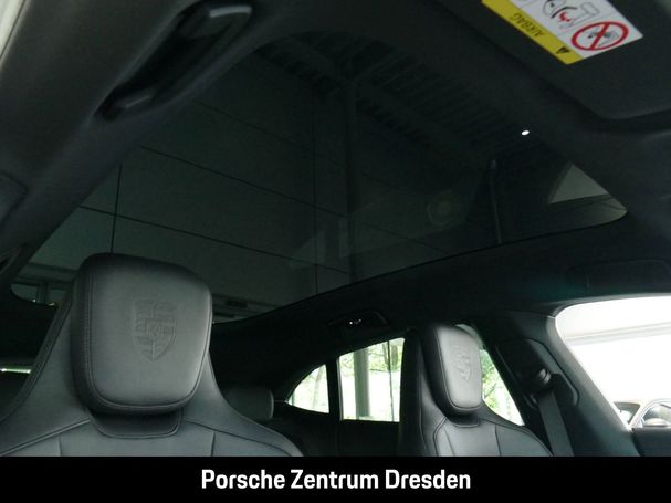 Porsche Taycan 4 Cross Turismo 320 kW image number 17