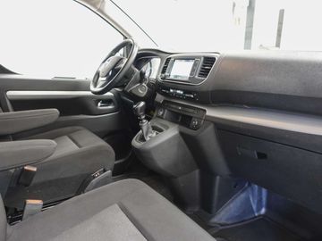 Car image 37