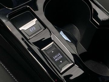 Car image 37