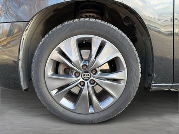 Car image 24