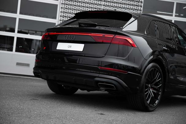 Audi Q8 55 TFSIe quattro 290 kW image number 21