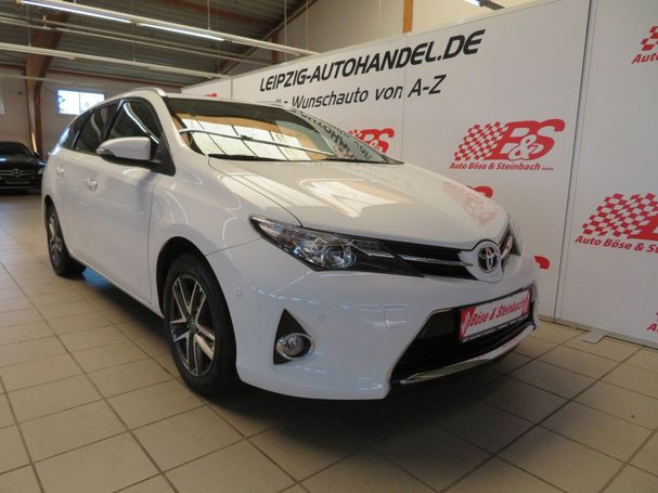 Toyota Auris Touring Sports 97 kW image number 12