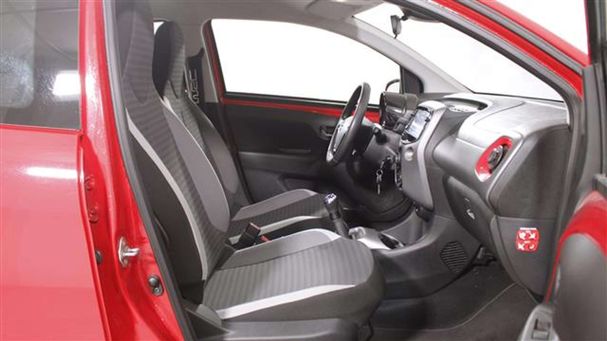 Toyota Aygo 53 kW image number 6