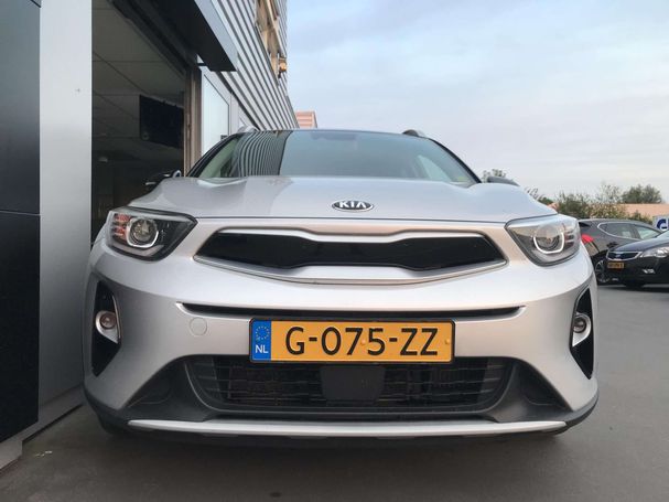 Kia Stonic 1.0 T-GDi 74 kW image number 2