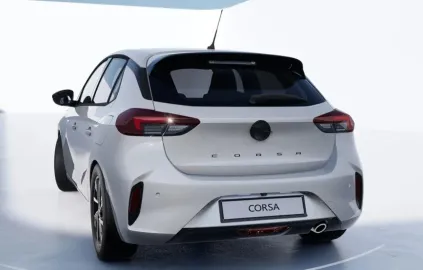Car image 5