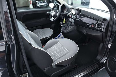 Car image 32