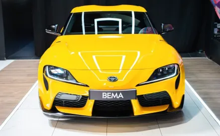 Car image 2