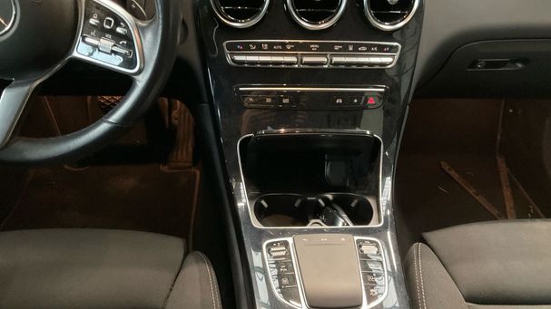 Mercedes-Benz GLC 300 e 235 kW image number 7