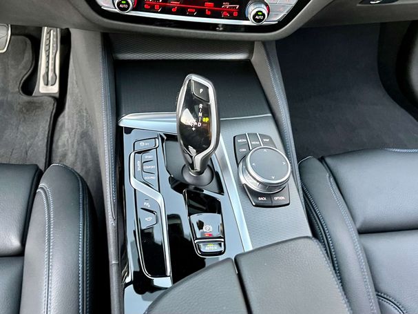 BMW 540d Touring xDrive 250 kW image number 33