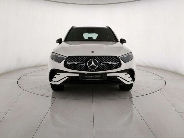 Mercedes-Benz GLC 300 e AMG Line Premium Plus 4Matic 230 kW image number 2