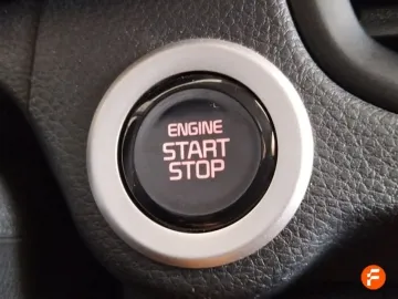 Car image 29