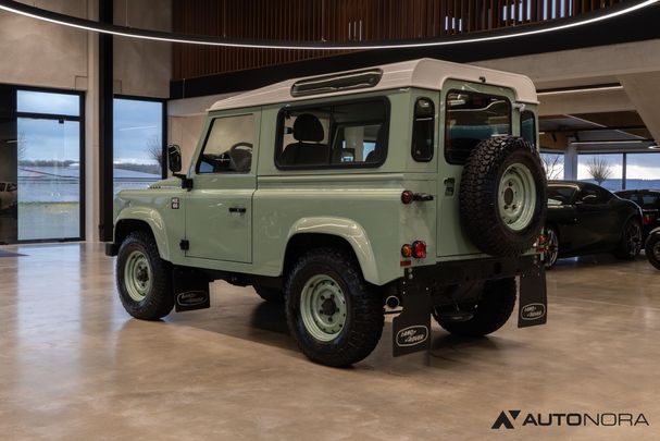 Land Rover Defender 90 Station Wagon 90 kW image number 4