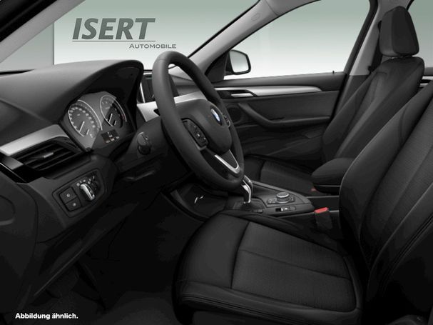 BMW X1 sDrive20i Advantage 141 kW image number 4