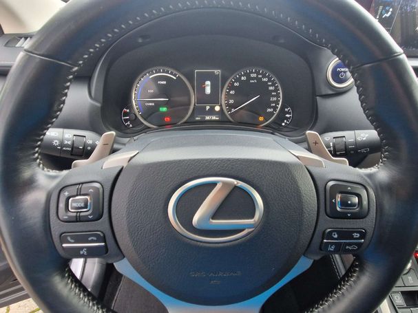 Lexus NX 300 H 145 kW image number 11