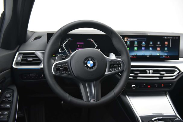 BMW 318i Touring 115 kW image number 16