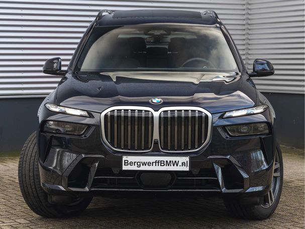 BMW X7 xDrive40i 280 kW image number 2