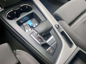 Car image 36