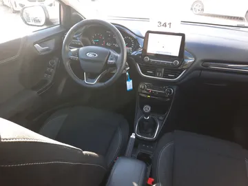 Car image 31