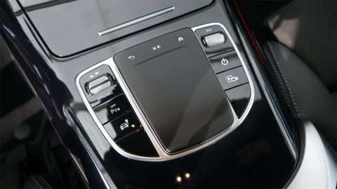 Car image 36