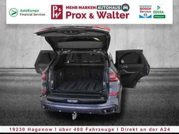 Car image 33