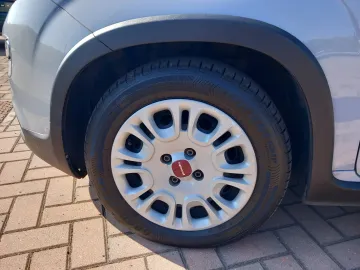 Car image 21
