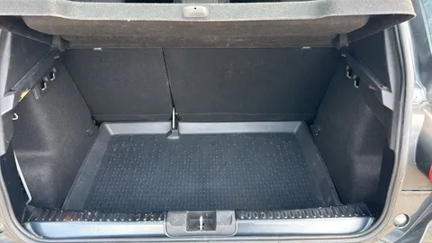 Car image 43